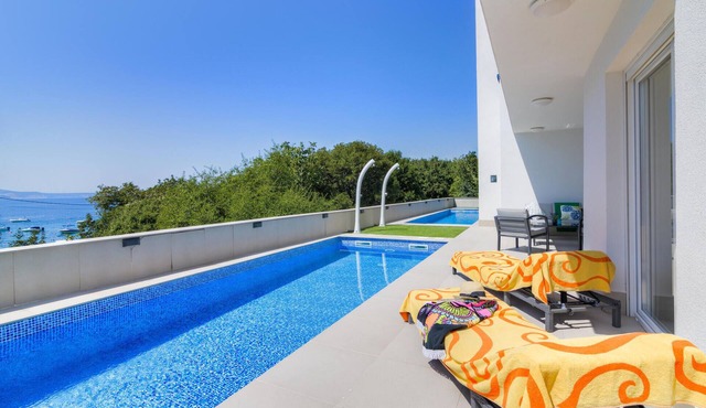 Gorgeous apartment in Smokvica Krmpotska