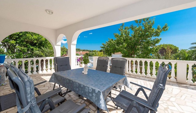 Gorgeous apartment in Potocnica with WiFi in Potocnica
