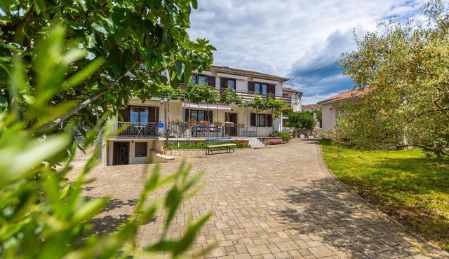 Gorgeous apartment in Malinska in Malinska