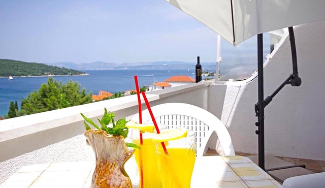 Gorgeous apartment in Necujam with WiFi in Necujam