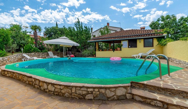 Gorgeous apartment in Porec