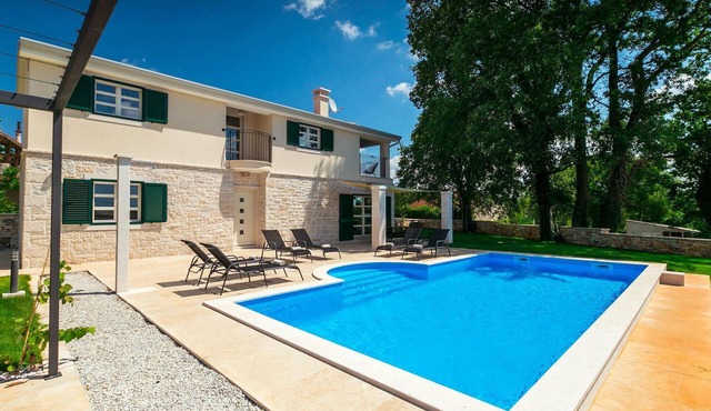 Gorgeous home in Porec in Porec