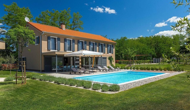 Gorgeous home in Porec