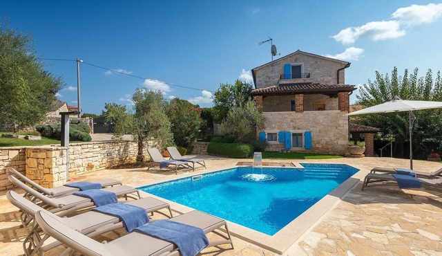 Gorgeous home in Porec in Porec