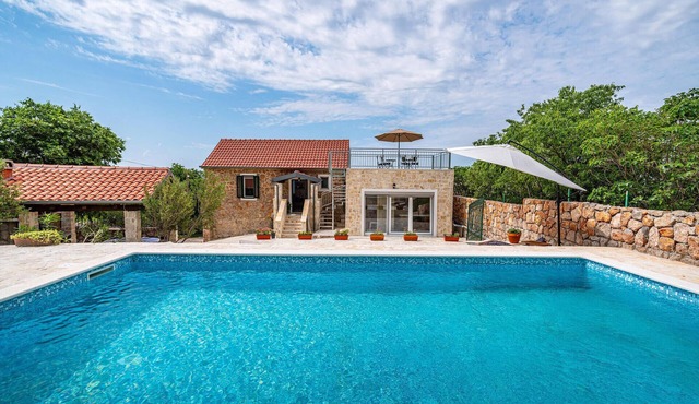 Gorgeous home in Starigrad with private swimming pool, can be inside or outside