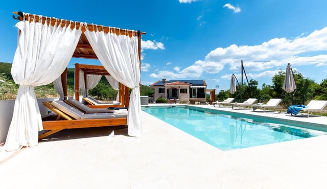 Gorgeous Home In Trogir