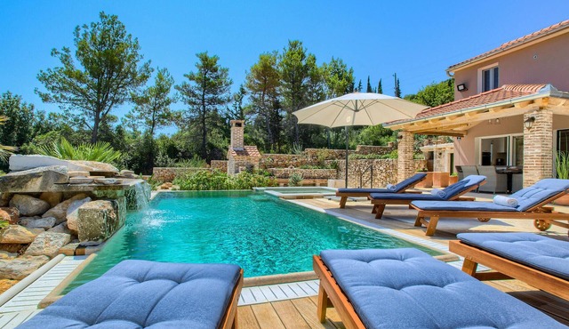 Gorgeous home in Ugljan