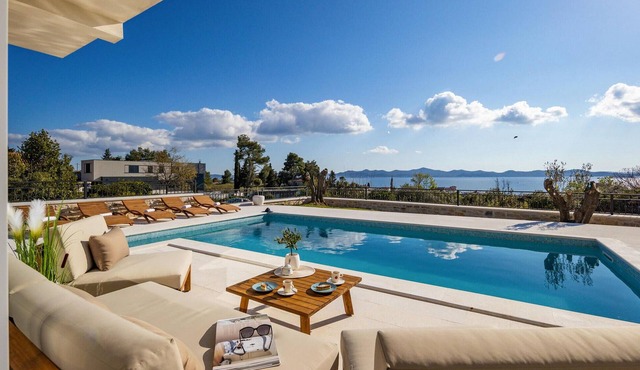 Gorgeous home in Zadar