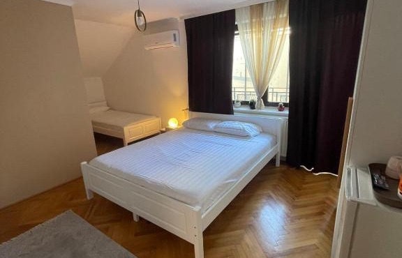 Guesthouse 12a in Prishtinë
