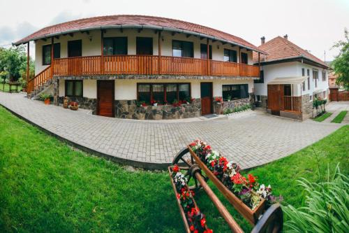Gyöngyvirág Panzió in Lupeni