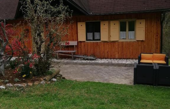 Hiša pod Rogatcem in Luce