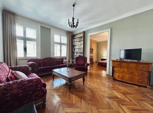 Historic Apartment in Central Cluj in Cluj-Napoca
