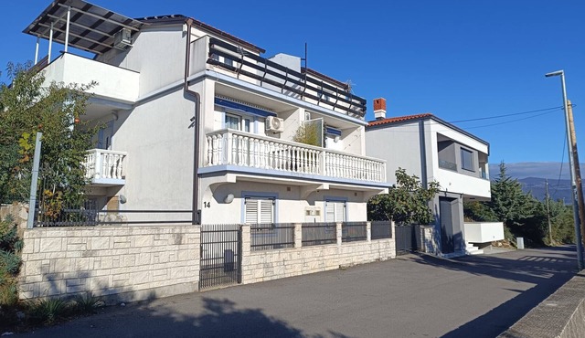 Holiday apartment in Novi Vinodolski with sea view, balcony, air conditioning, Wi-Fi (3667-3)