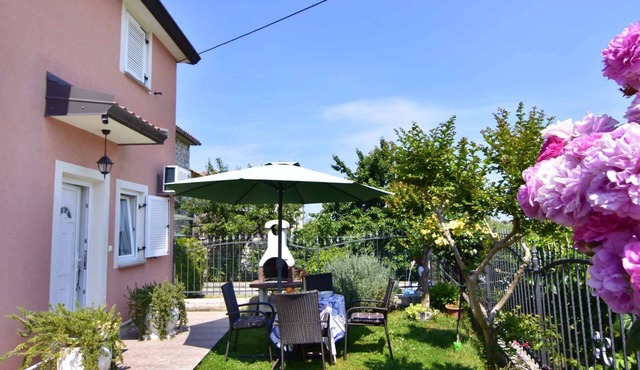Holiday apartment near the beach