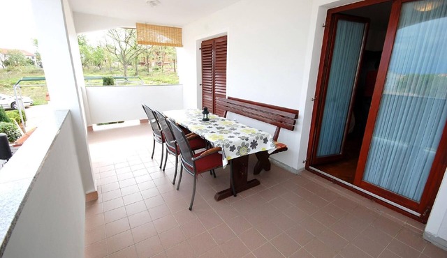 Holiday apartment Njivice for 1 - 6 persons with 3 bedrooms - Holiday apartment in Njivice