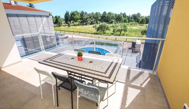 Holiday apartment with pool and balcony in Funtana