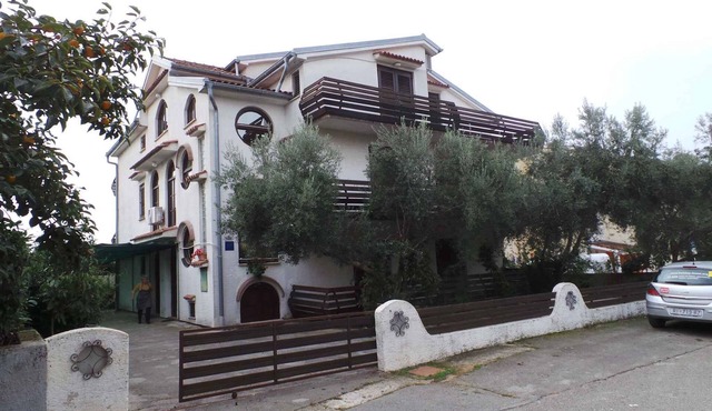 Holiday apartment with balcony and internet access in Novigrad