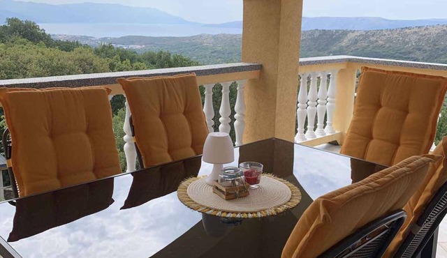 Holiday apartment with sea glimpse and Air Conditioning