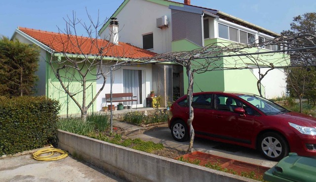 Holiday apartment with sea view