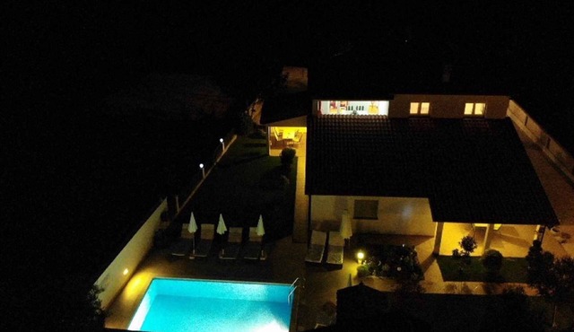 Holiday apartment with terrace and pool