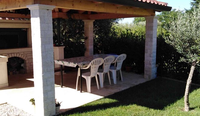 Holiday apartment with terrace and Internet