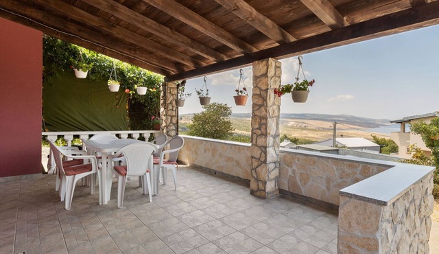 Holiday Home in Jasenice near Modrič Cave