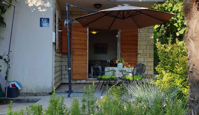 Holiday Home 100 from the Beach in Jadrija