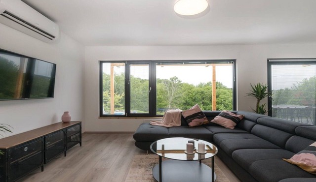 Holiday Home Arbaro - Three Bedroom Holiday Home with Pool