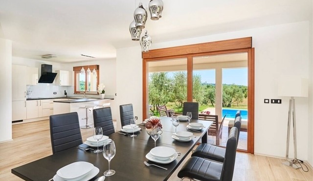Holiday Home in Buje with Terrace, Air condition, WIFI, Washing machine (3356-1)