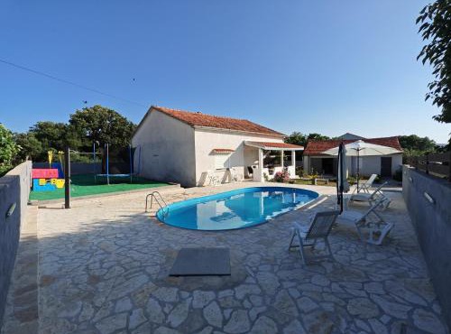 Holiday home LAURA