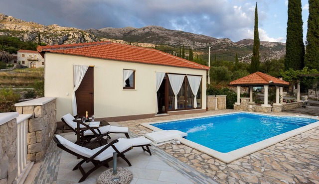 Holiday Home Lazuština Paradise