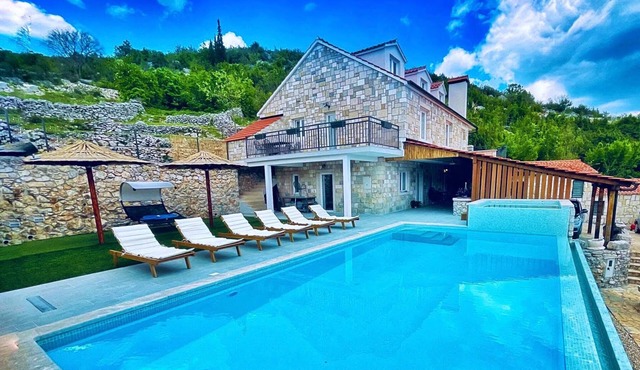 Holiday Home Mela
