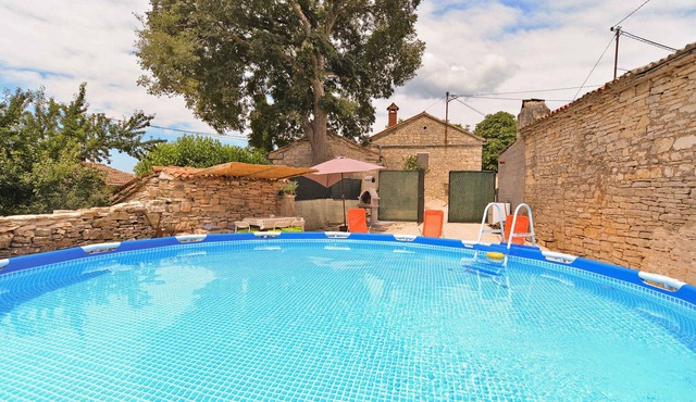 Holiday home mit Klimaanlage und Terrasse