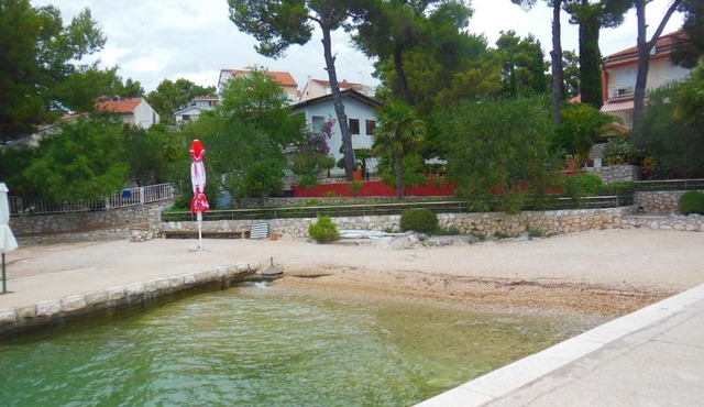 Holiday Home Oleander in Zaboric