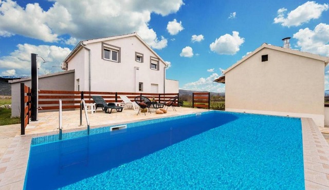 Holiday Home Romeo in Bisko