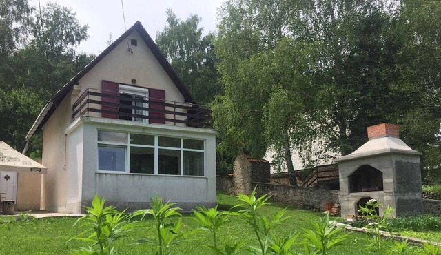 Holiday home Suitable for nature lovers in Breze