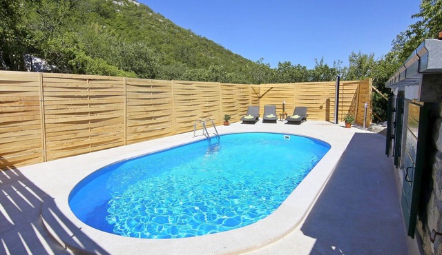Holiday home Vicko, (15623), Žeževica, hr in Žeževica