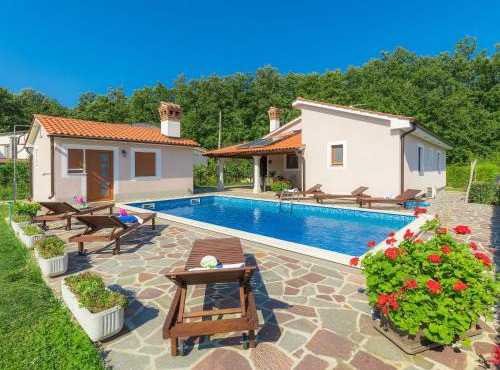 Holiday Home Villa Mihael by Interhome in Žminj