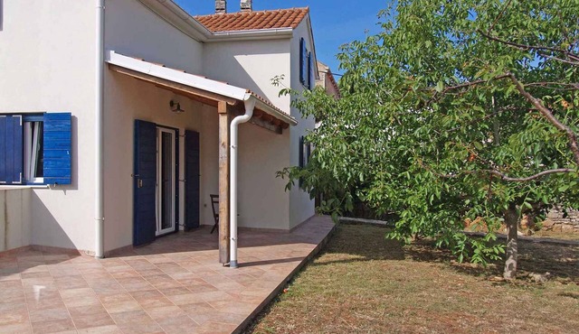 Holiday home with air conditioning