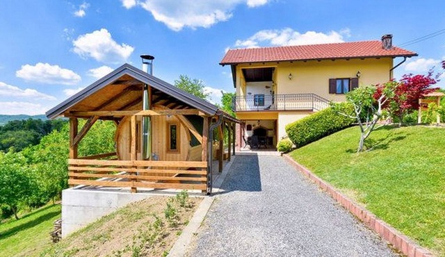 Holiday home with hot tub Glavnica Donja, Zagreb (K-23154)