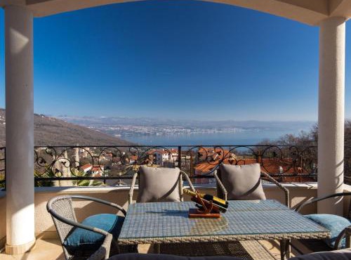 Holiday Home Wunderschöne Luxus-Familienvilla Emily by Interhome in Lovran