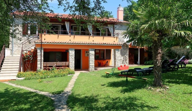 Holiday House Adriana Salakovci in Labin