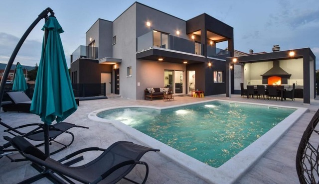 Holiday house Dicmo for 9 - 10 persons with 4 bedrooms - Holiday home in Dicmo