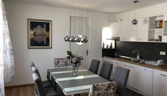 Holiday House Franov