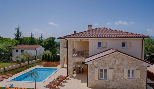 Holiday house Krk (Stadt) for 1 - 10 persons with 5 bedrooms - Holiday home