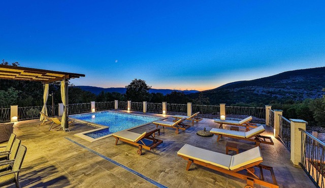 Holiday house Primorski Dolac for 1 - 8 persons with 4 bedrooms - Holiday home