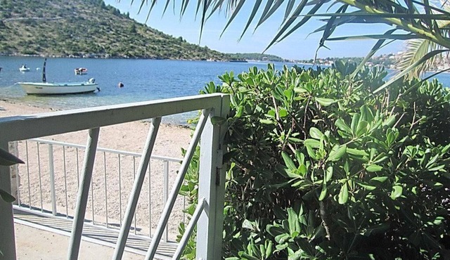 Holiday house Podorljak for 1 - 5 persons with 3 bedrooms - Holiday home