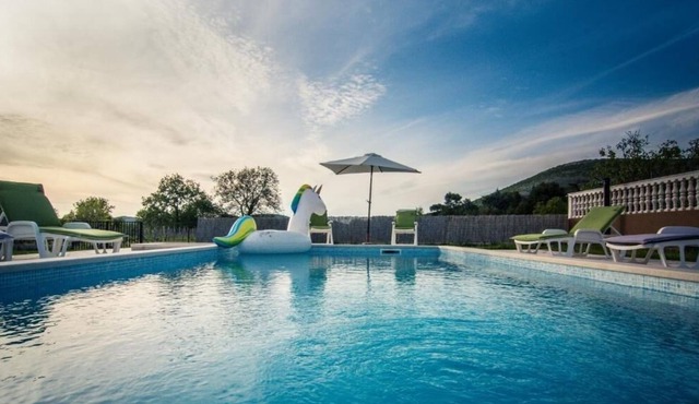 Holiday house Prgomet for 8 persons with 3 bedrooms - Holiday home