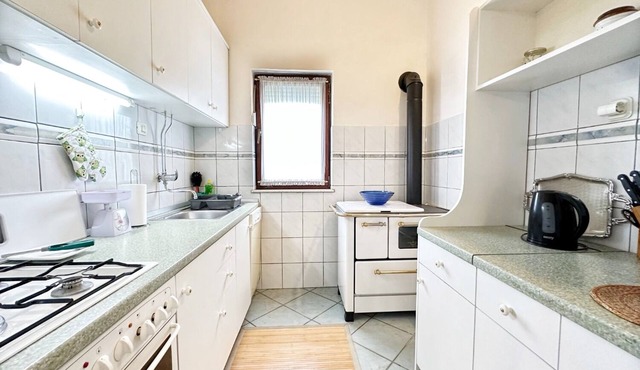 Holiday house Tamy - with hot tub: - Srijane, Riviera Split, Croatia