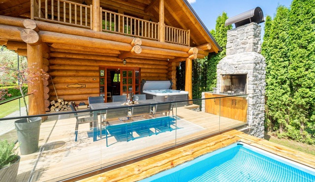 Holiday house with a swimming pool Brod na Kupi, Gorski kotar (K-23012)
